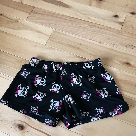 patterned volleyball spandex